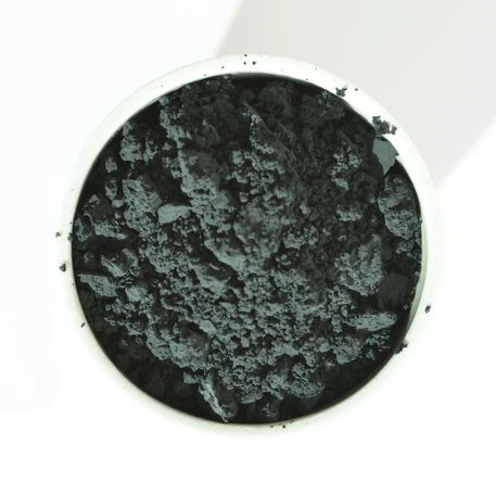 Barva keramične glazure kobaltno črna